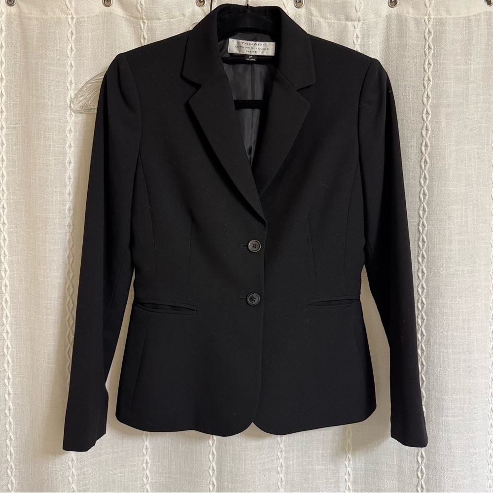 Tahari Women's Black Blazer